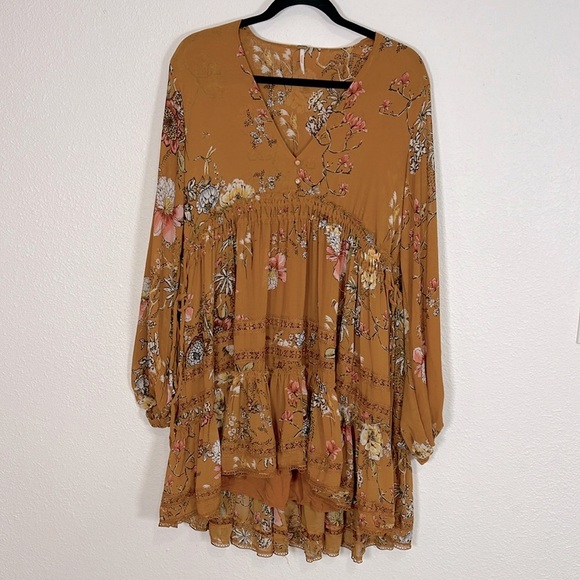 Free People Dresses & Skirts - Free People 90s Babydoll Dress | Boho Chic Floral Print Hi-Low Adjustable Waist